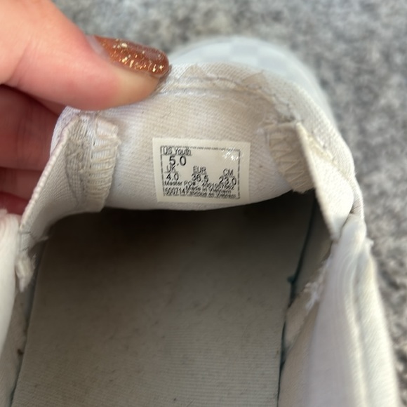 White checkerboard vans - Picture 6 of 7